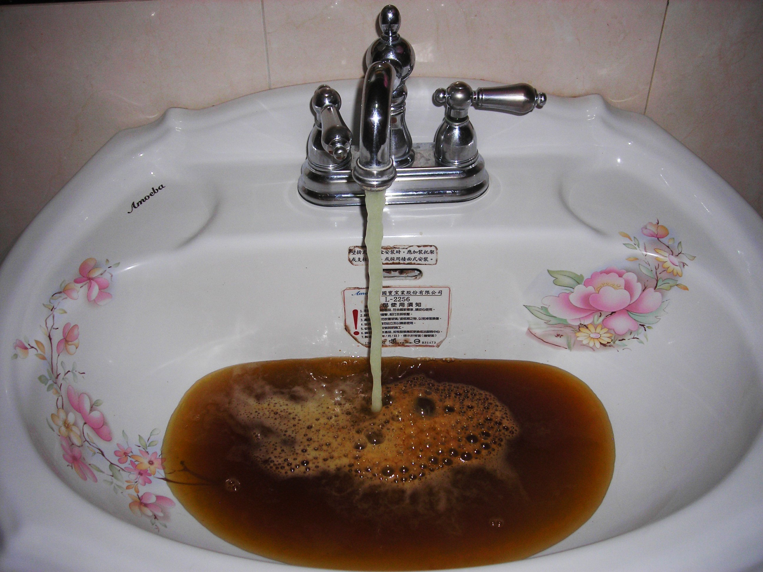 山東濟(jì)寧市吉祥社區(qū)家庭住宅自來(lái)水管清洗案例